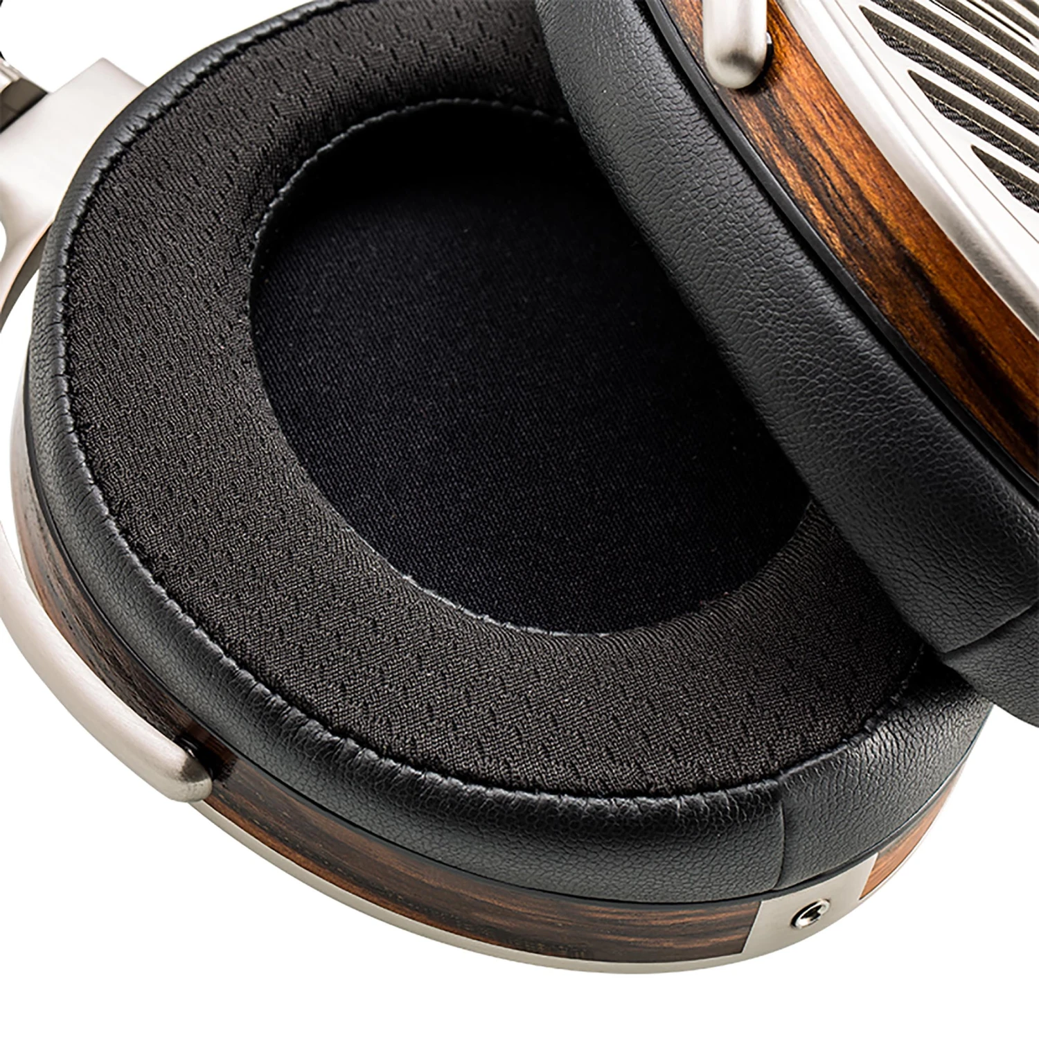 Hifiman Susvara Planar Magnetic Headphones 6 Hifiman Susvara Planar Magnetic Headphones - Image 4