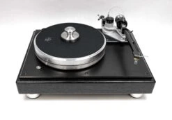 VPI Classic Signature HW Reference With Fatboy 10" Tonearm -High Quality Audio Store IMG 2077 74b48b19 7bdc 4686 99e4 fa8da7788025