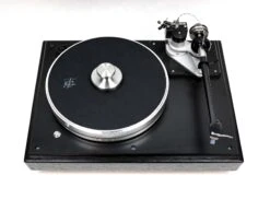 VPI Classic Signature HW Reference With Fatboy 10" Tonearm -High Quality Audio Store IMG 2081 6bb463fb f69d 4d15 aaec ae59dba094d4