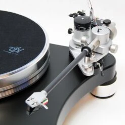 VPI Super Prime Scout 21 Turntable W/ 10.5" Tonearm & VTA On The Fly 11 VPI Super Prime Scout 21 Turntable W/ 10.5" Tonearm & VTA On The Fly -High Quality Audio Store IMG 5459