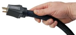 Pangea Audio AC-9SE MKII Power Cord -High Quality Audio Store PGAC9S2 pr hand