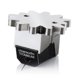 Clearaudio Titanium V2.1 Moving Coil Cartridge